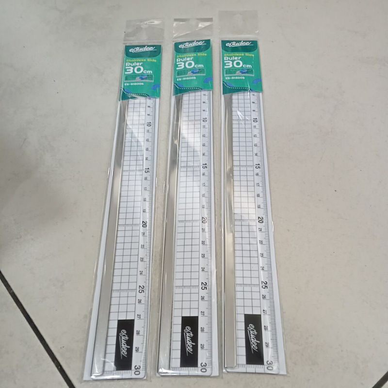 

estudee pengaris stainless side 30cm