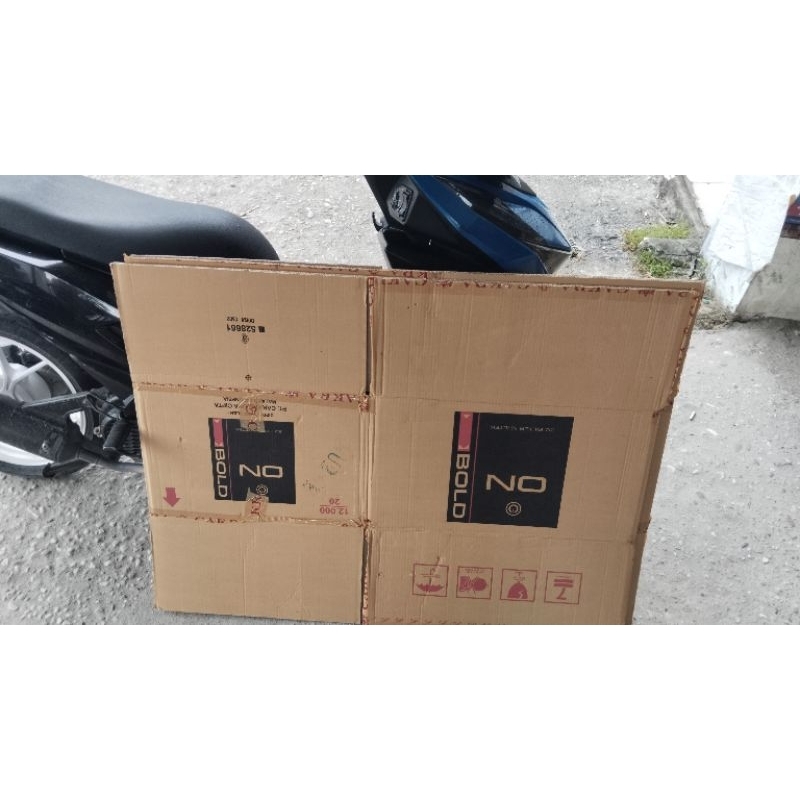 

kardus bekas kotak onbold