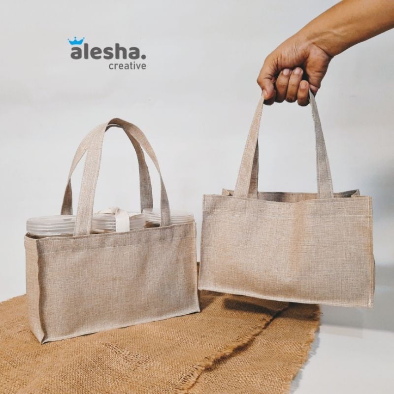 

HAMPERS BAG POLOS! SEMI CANVAS KREM/COKSU 25×8×15 untuk hampers / souvenir lebaran, ulang tahun, wedding