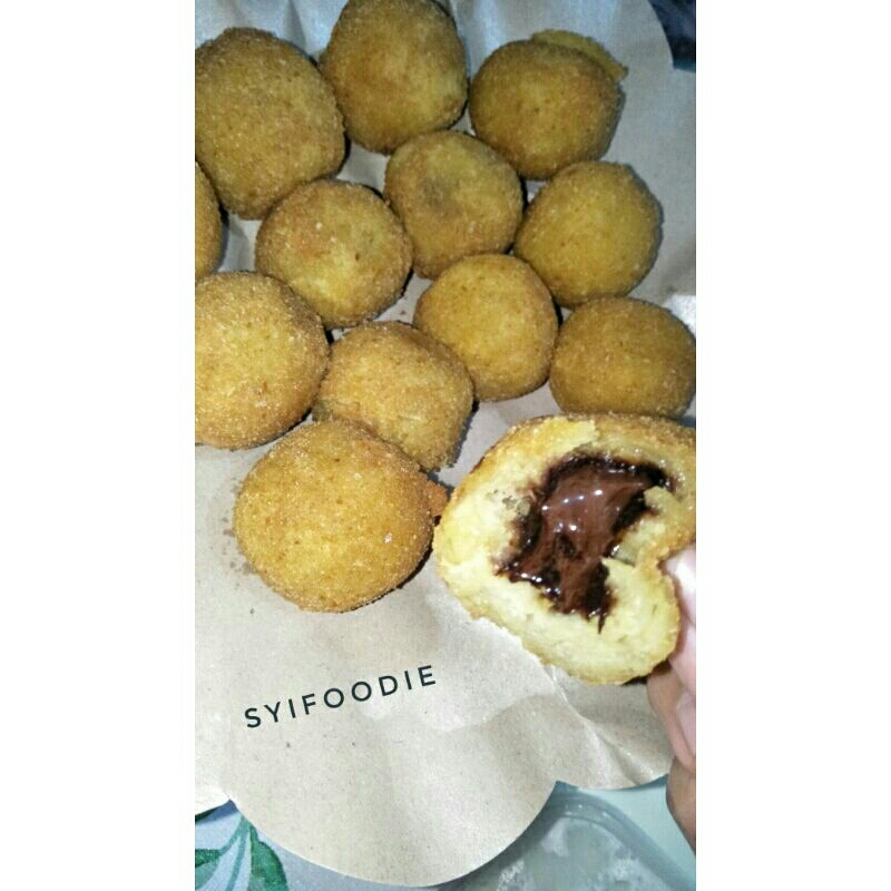 

SNACK FROZEN BOLA BOLA UBI COKELAT LUMER TANPA BAHAN PENGAWET
