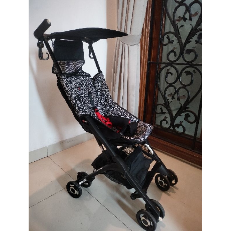 preloved Stroller pockit x Keith haring