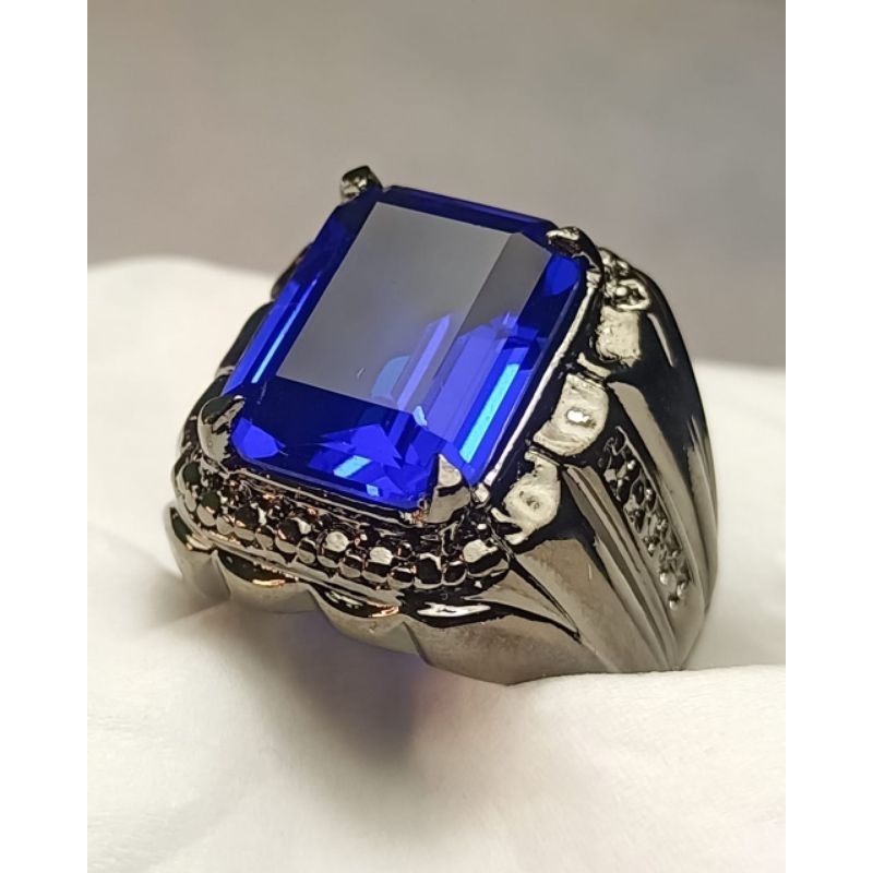 Cincin king safir kotak