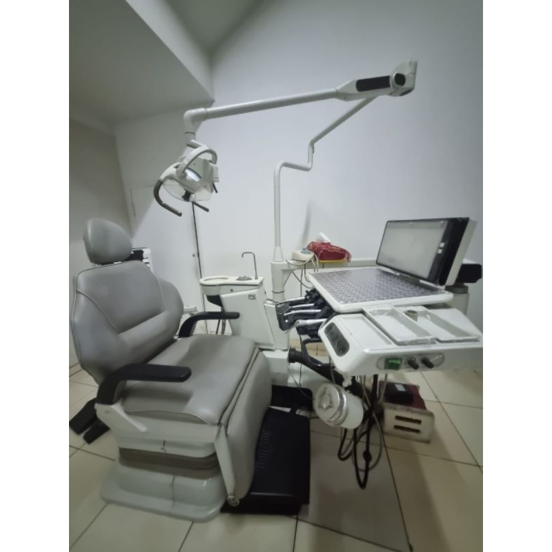 DENTAL UNIT SECOND MERK YOSHIDA