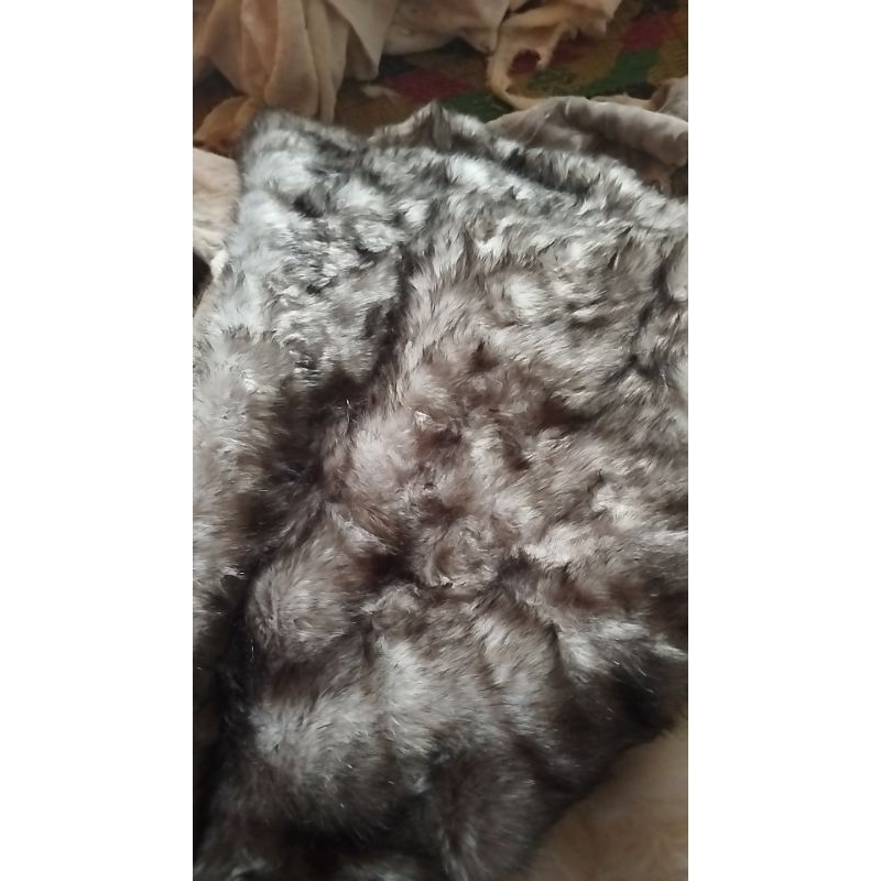 KAIN/BAHAN BULU KOREA ABU