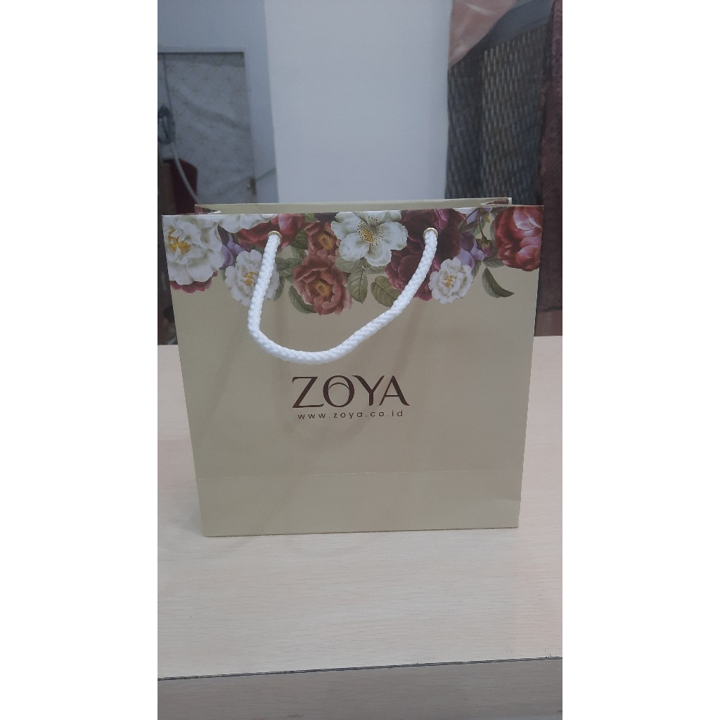 

PAPER BAG ZOYA MOTIF ROSE KECIL