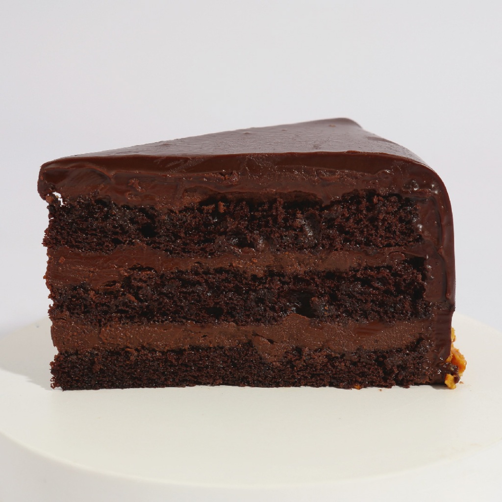 

Ann's - Sacher Torte - Slice Cake