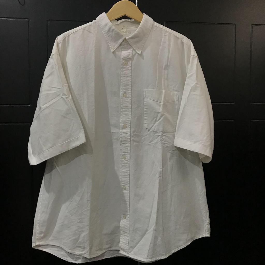 kemeja putih global uniqlo XXL pendek
