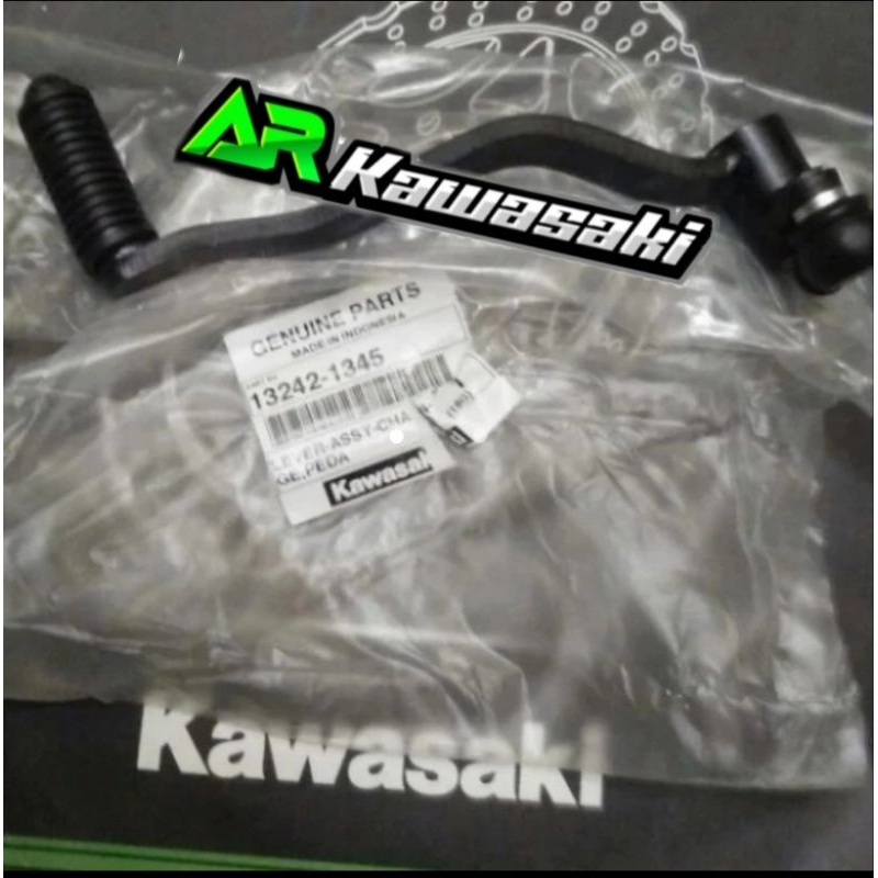 pedal operan gigi ninja 150 Rr new old original