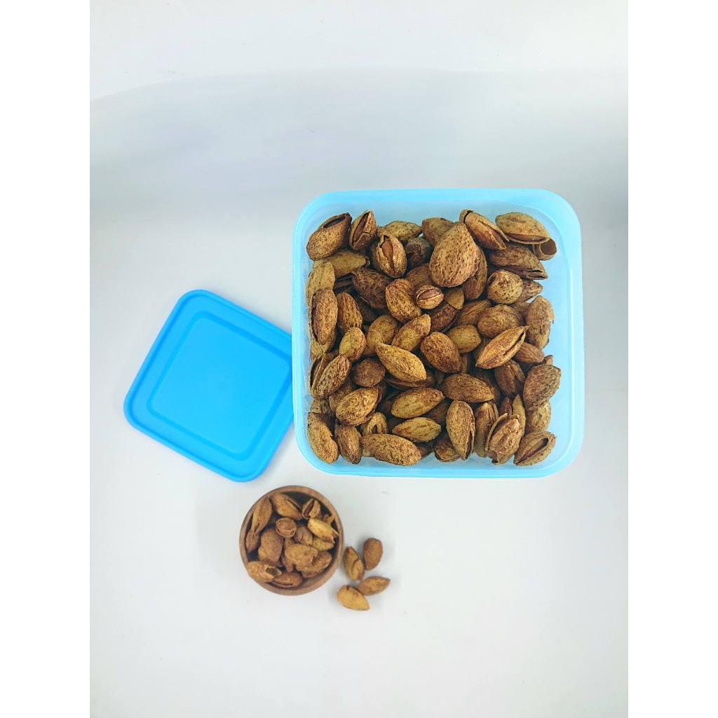 

Kacang Almond Panggang Toples 1 Kg Rasa Cream Milk