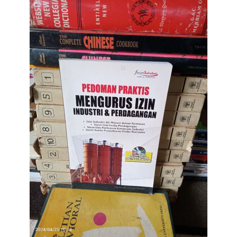 QORI BUKU PEDOMAN PRAKTIS MENGURUS IZIN INDUSTRI DAN PERDAGANGAN TANPA CD