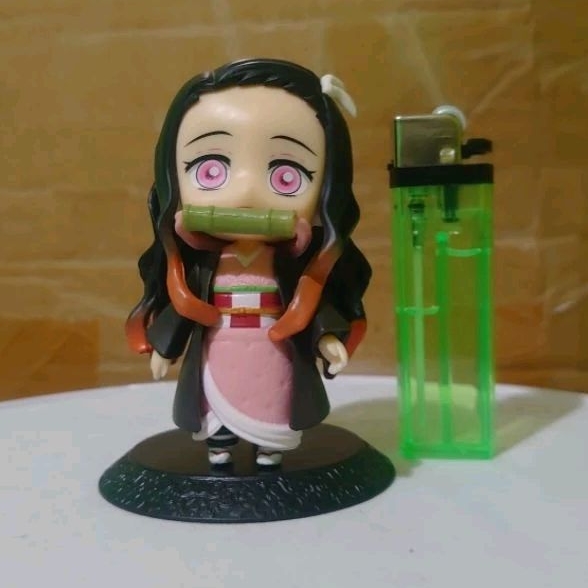 Action figure nezuko chibi