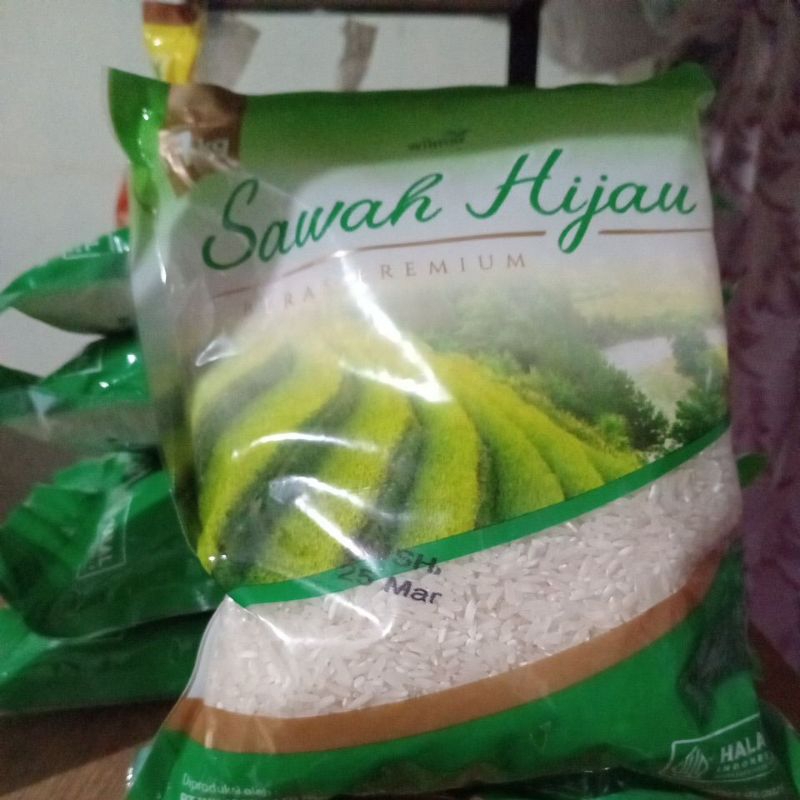 

beras REPACK sawah hijau / lahap / fortune / mentari 1 kg