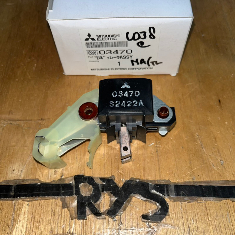 (GENUINE / ORIGINAL) L300 DIESEL OLD SOKET 2 IC REGULATOR ALTERNATOR CAS DINAMO AMPER AMPERE PENGISI