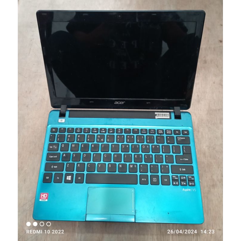 Notebook Acer Aspire V5 series-121AMD kondisi matot gambling unit