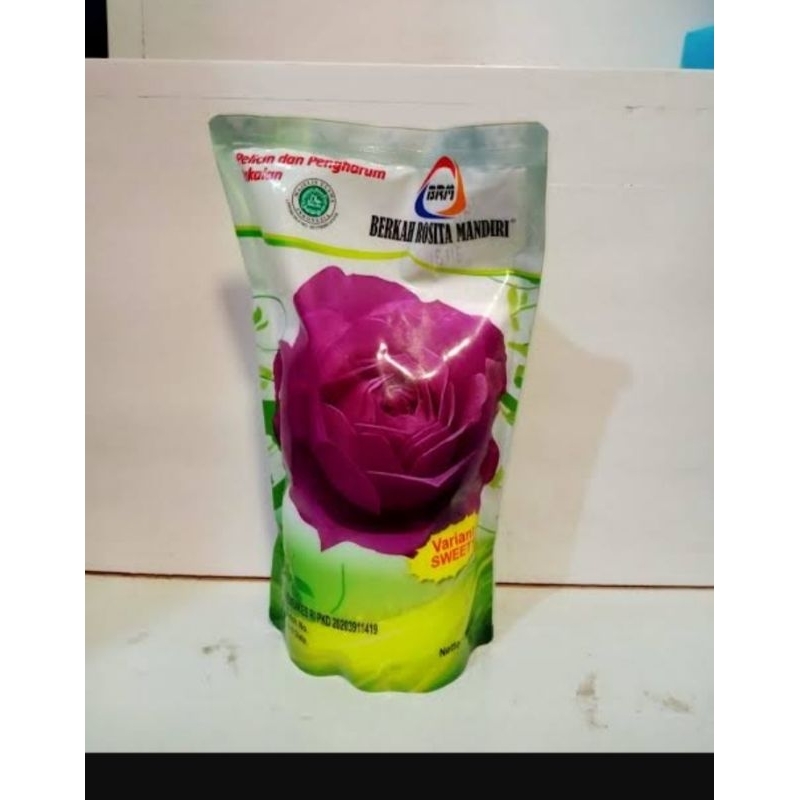 pewangi mawar super laundry SWEETY/WARNA UNGU refil 900mL by BRM