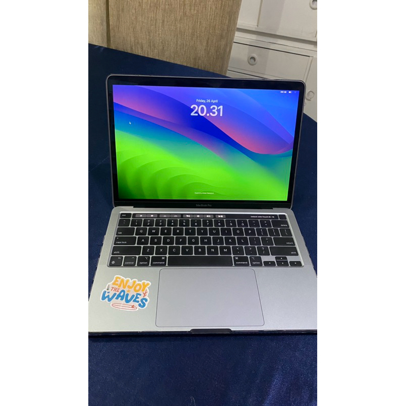 Macbook Pro M2 2022