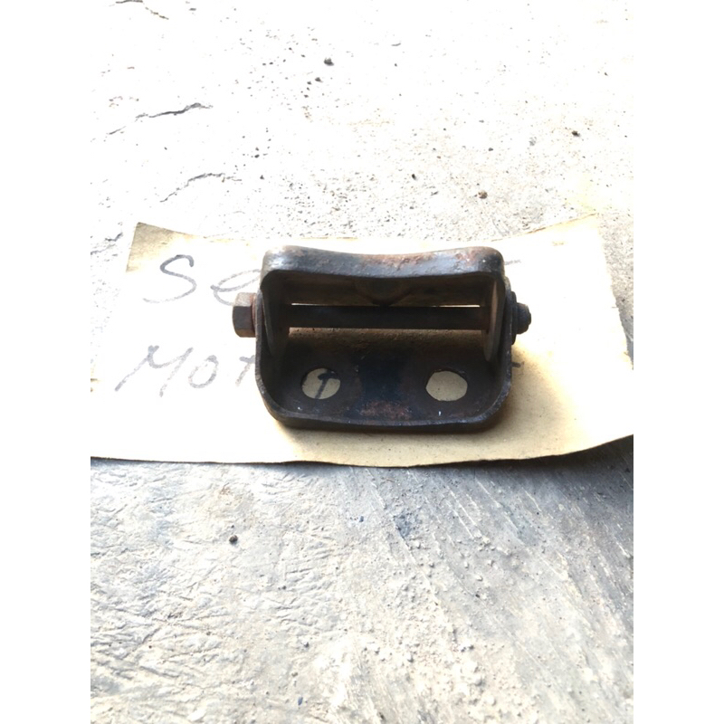 Engsel jok Original copotan motor Honda C70 C700 C800 C86