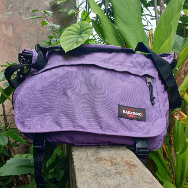 Eastpak messenger bag