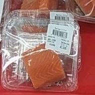 

SALMON FILLET SEGAR 80 GRAM DENPASAR BALI