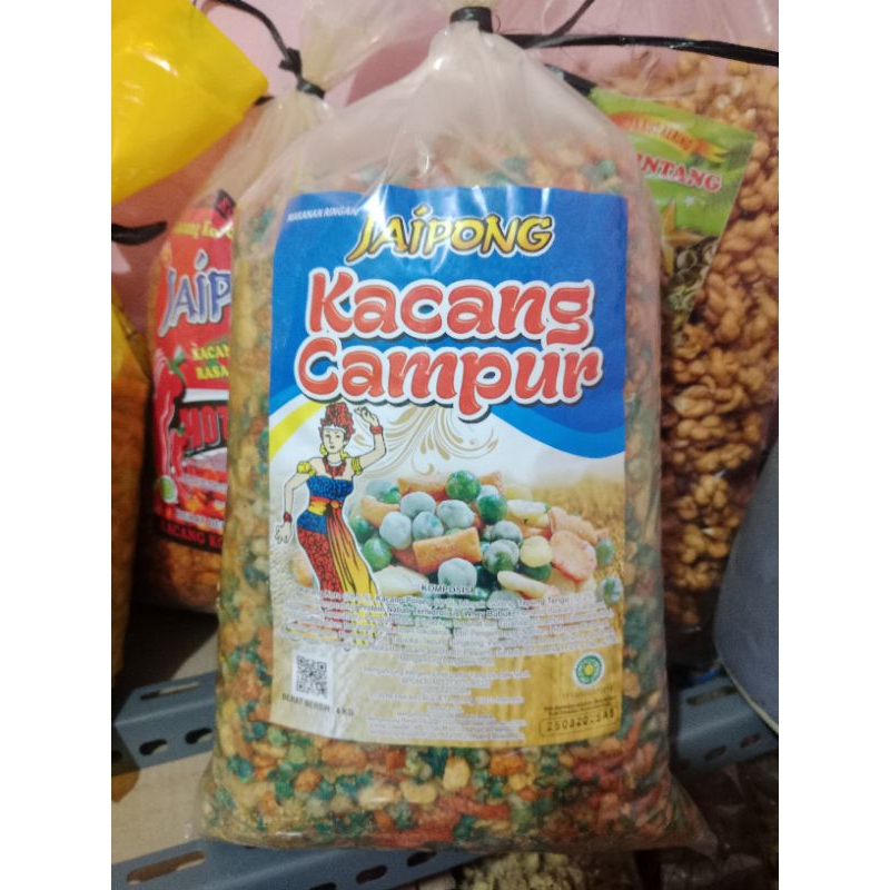 

Kacang campur mix kombinasi 1kg