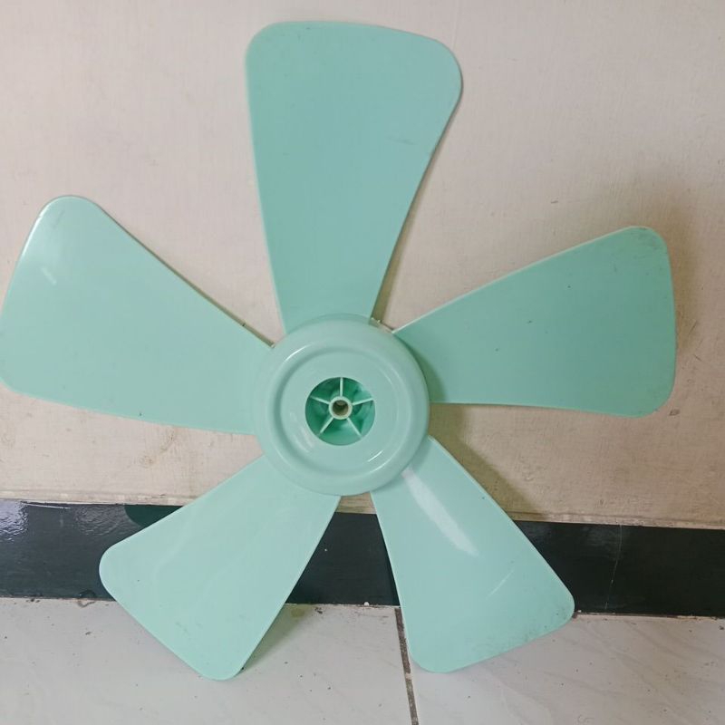 baling kipas maspion 14in.100% original.lepasan kualitas bagus.fisik mulus