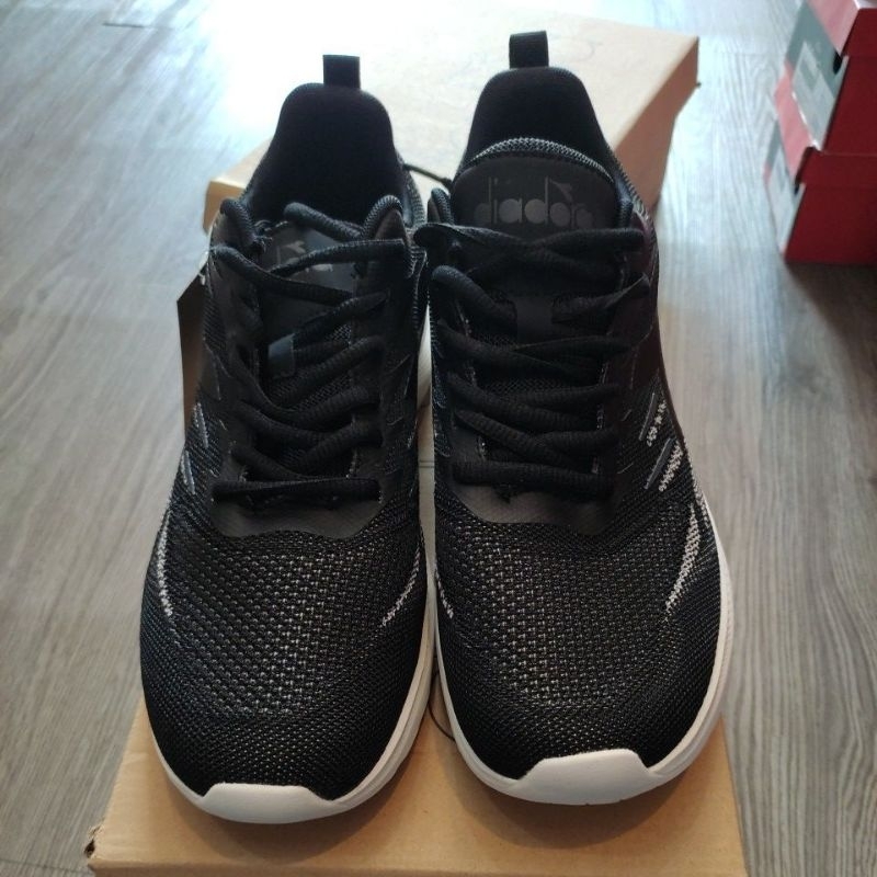 Sepatu diadora Gstar (M) Black