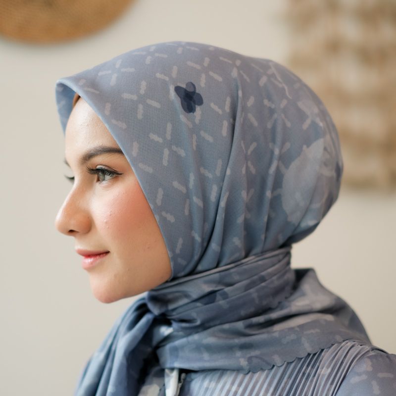 Flovia Hijab Teta Size 115x115cm Bahan Voal Sahara