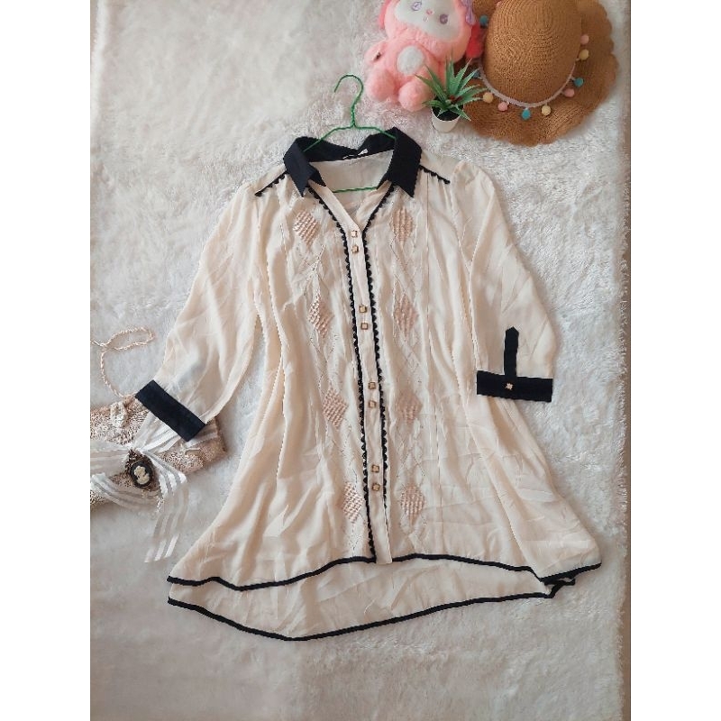 Kemeja Axes Femme premium