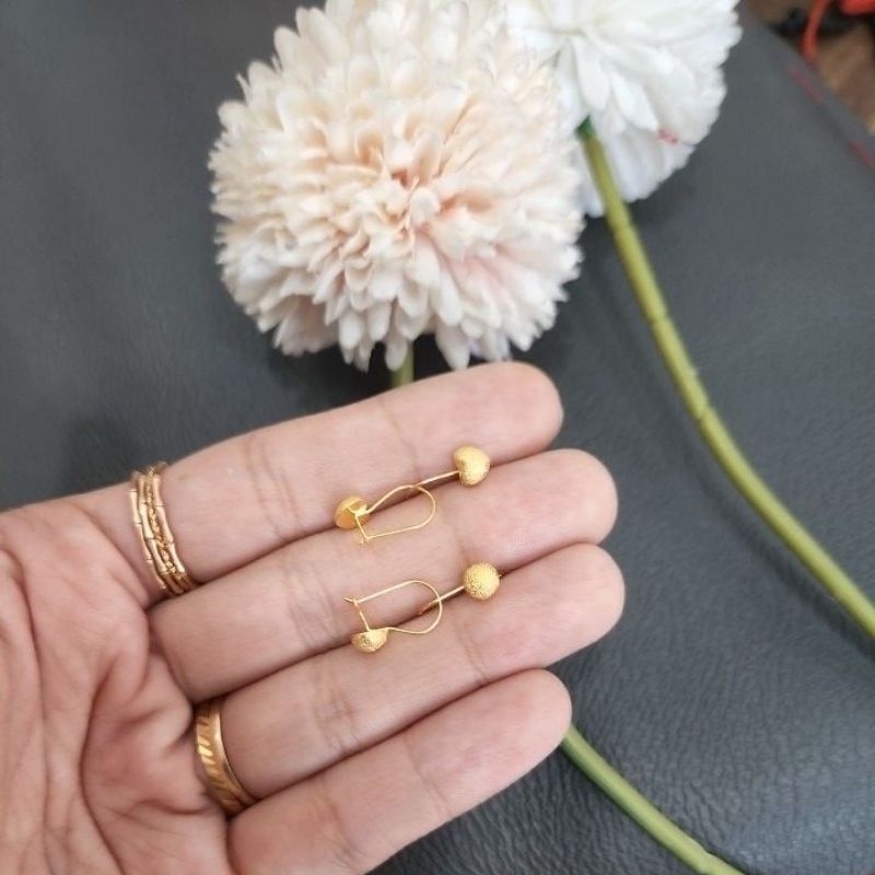 Anting Wanita model hati simple cantik fashionable emas asli Elegan anting hati kadar 875 emas asli