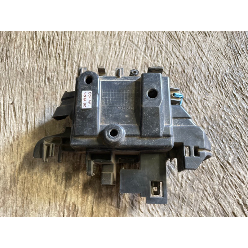 Box wadah Aki Verza 150 ori copotan