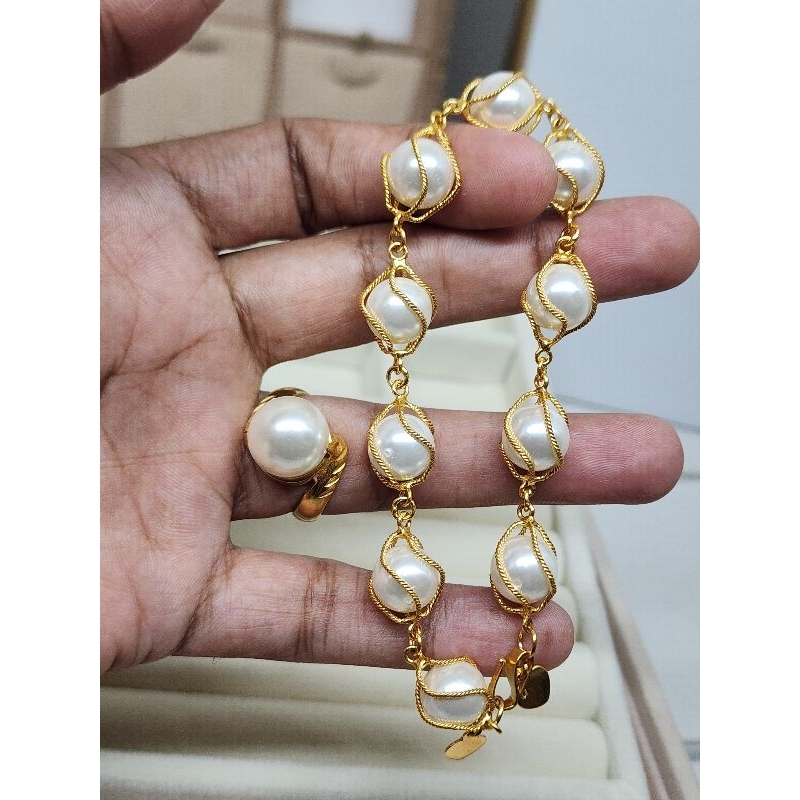 SET PERHIASAN MUTIARA SHELL PUTIH RANGKA LAPIS EMAS