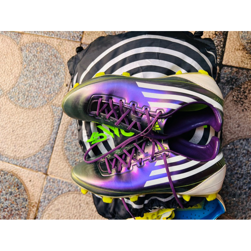 sepatu bola adidas Trx f30 cameleon original 100% like new