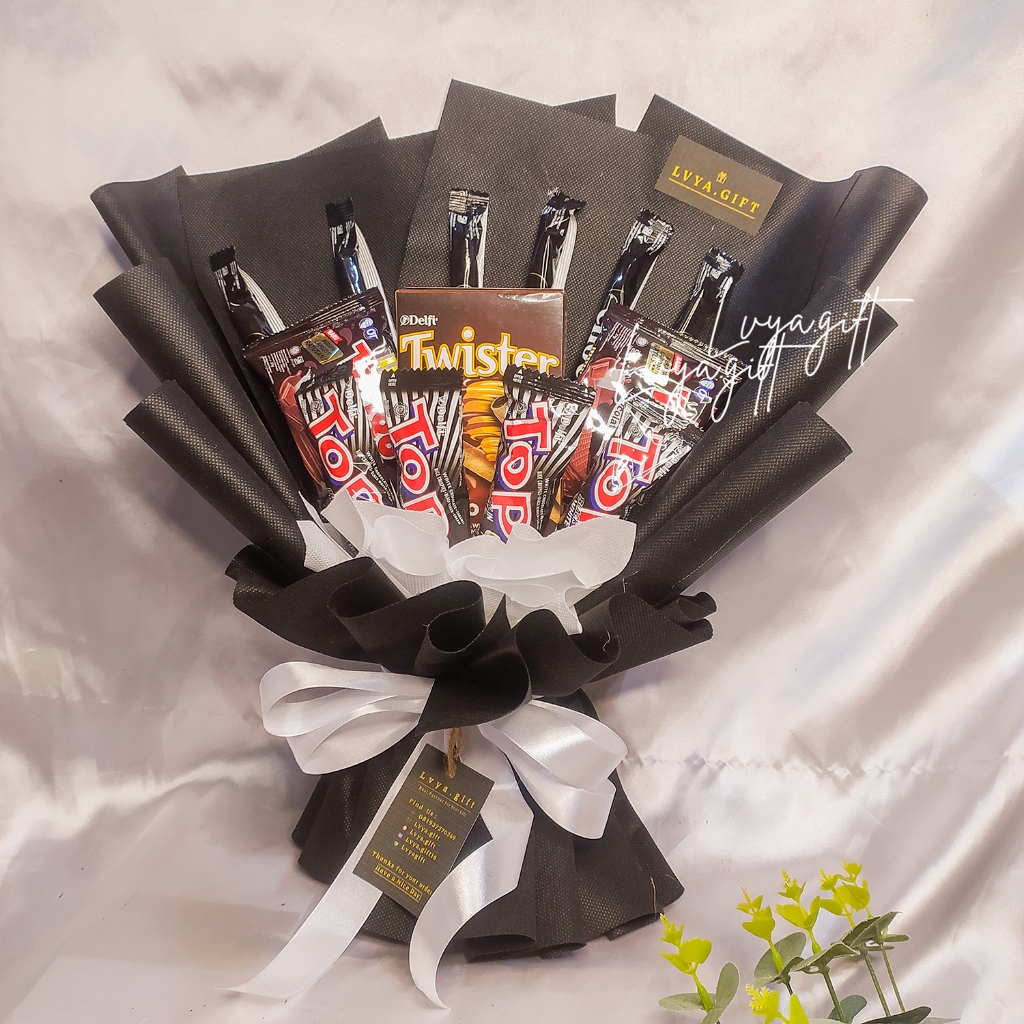 

LVYA.GIFT 4221 J BUKET SNACK SERBA HITAM UNTUK COWO