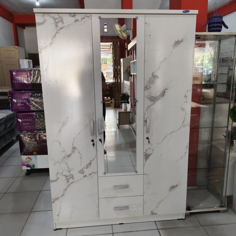 lemari pakaian 3pintu kaca / lemari pakaian minimalis / lemari pakaian 3pintu 2 laci / lemari pakaia