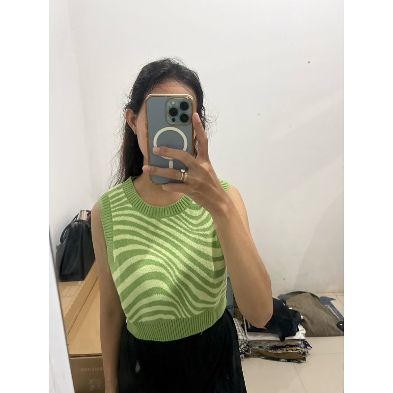 HNM PRELOVED VEST HIJAU NEON