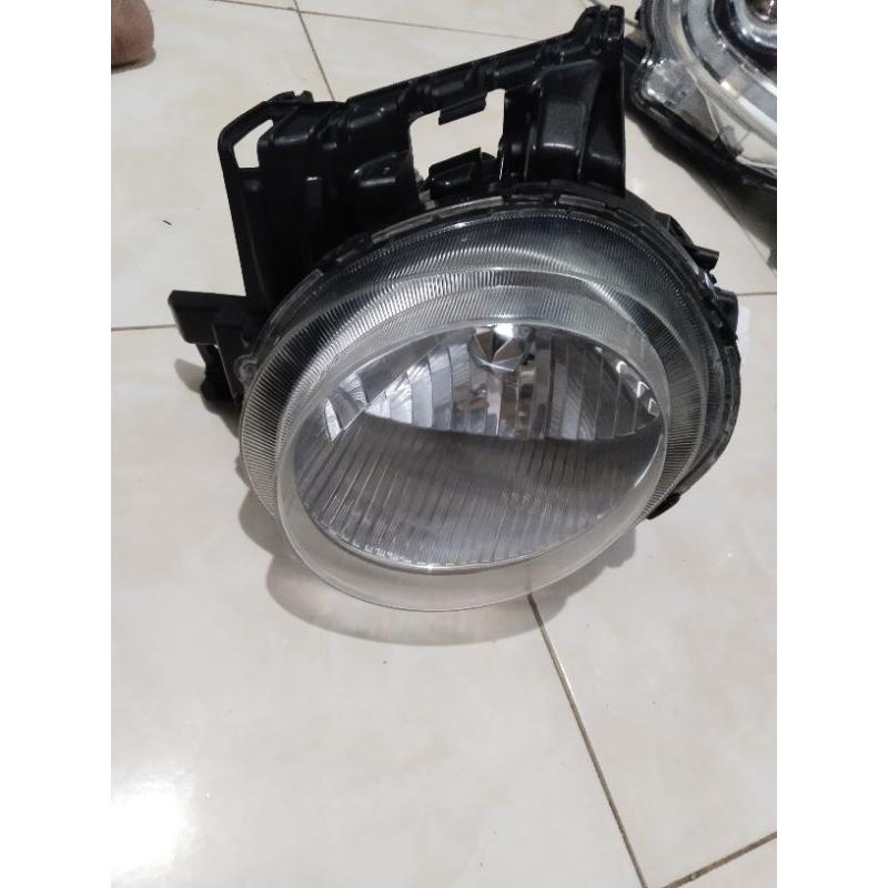 headlamp lampu depan nissan juke lama hid bagian kiri