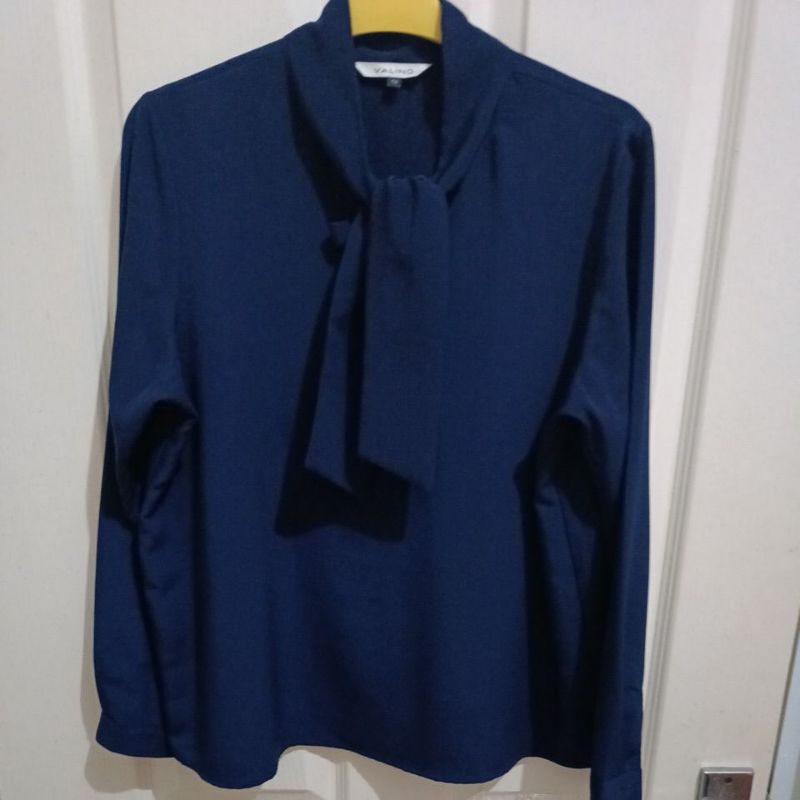 Blouse Kemeja Wanita Valino size 12