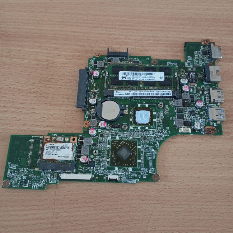 Motherboard Mobo Board Mainboard Mesin Laptop Acer Aspire One 725 ZHG