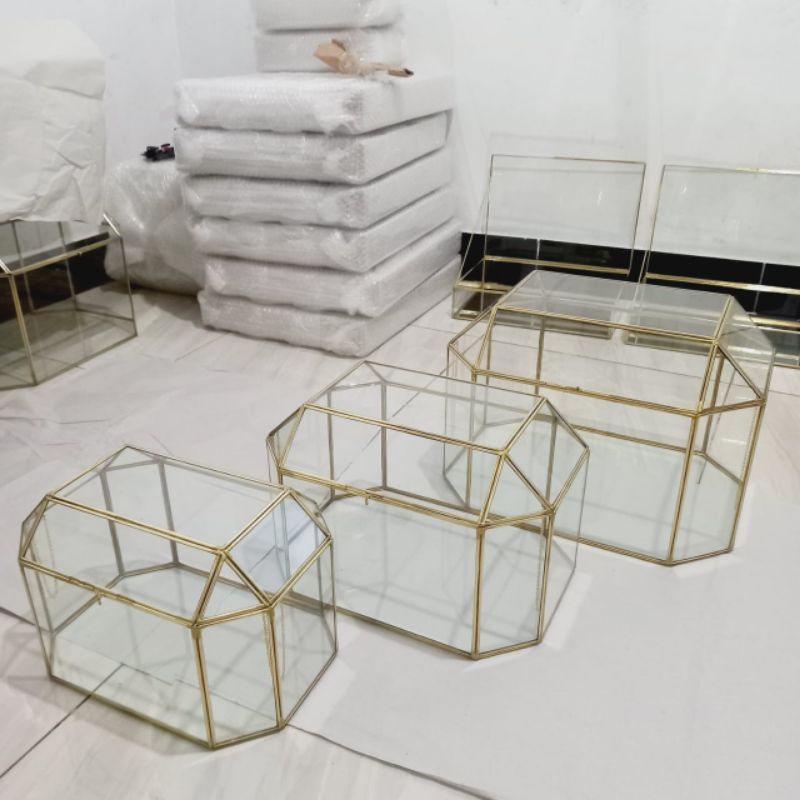 

paket box seserahan gratis pecking kayu