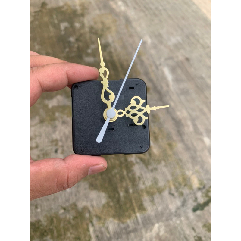 Mesin Jam Dinding Quartz Jarum jam unik Gold