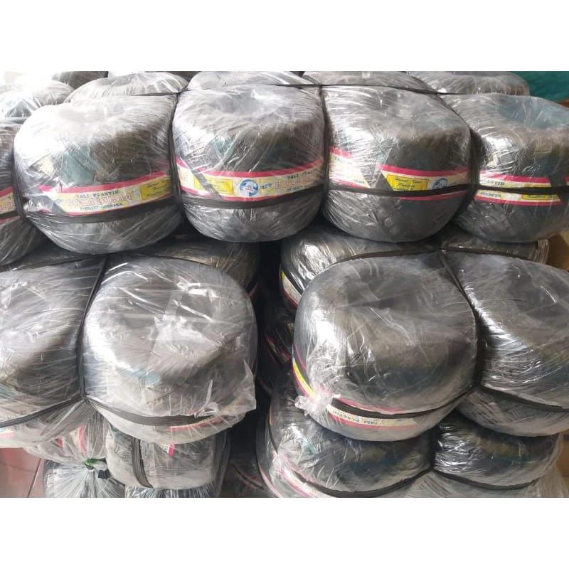 

Tali Rafia Bola Dunia 1kg Full