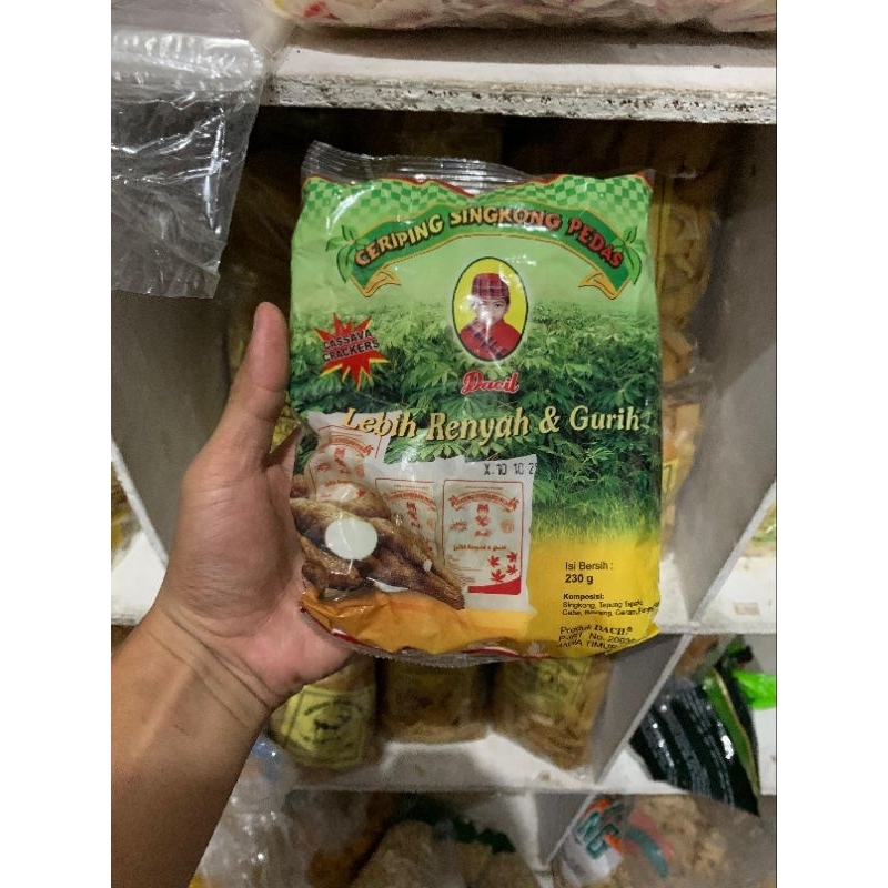 

250gram/1bungkus kerupuk dacil pedes
