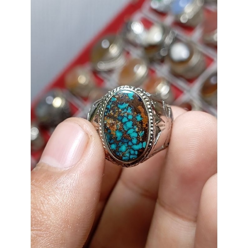 batu virus persia serat emas