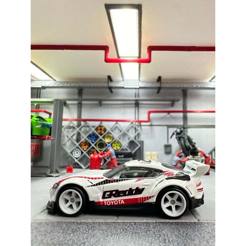20 Toyota GR Supra Loose Premium Hot Wheels