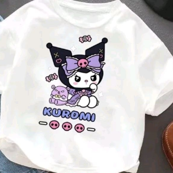 KAOS GADIS MANIS KURO*Y BERBAJU DAN BERPITA UNGU /BIRTHDAY/CUSTOM NAMA DAN ANGKA