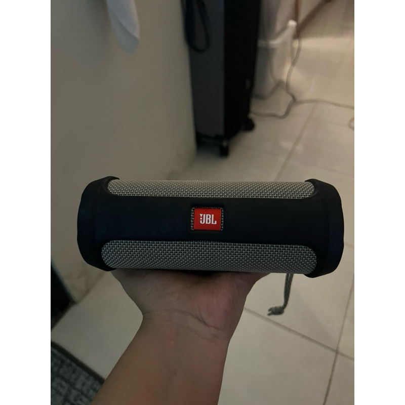 JBL FLIP 4 Used