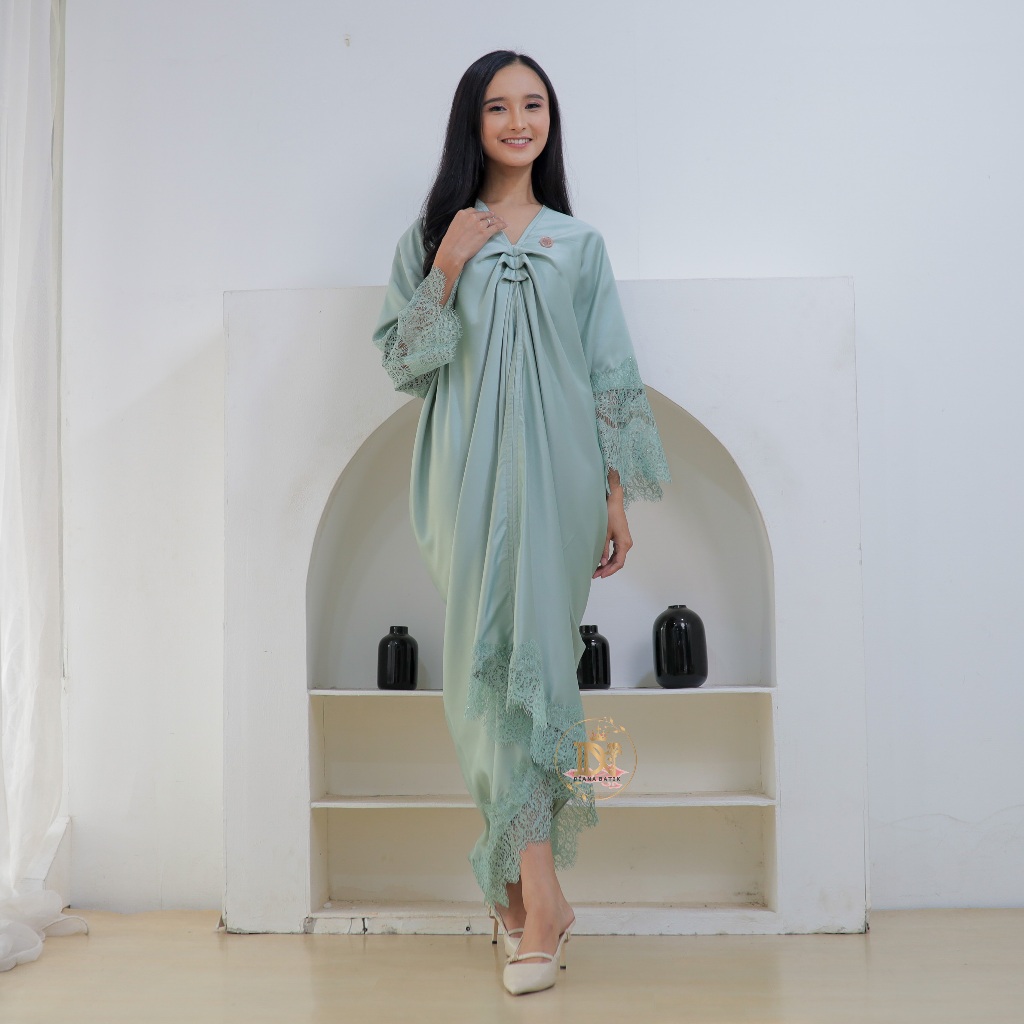 Diana Batik - KAFTAN SILK MAXMARA LACE | Kaftan Polos Silk | Kaftan Lebaran
