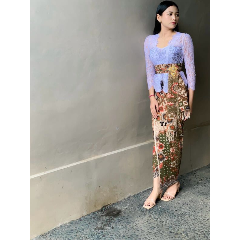 Kamen Sutra Paris set Selendang Premium