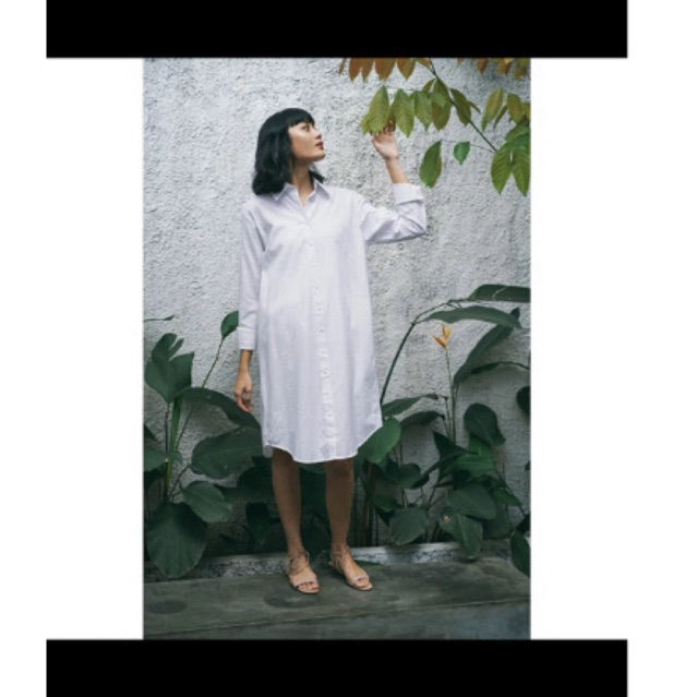 kemeja tunik warna putih
