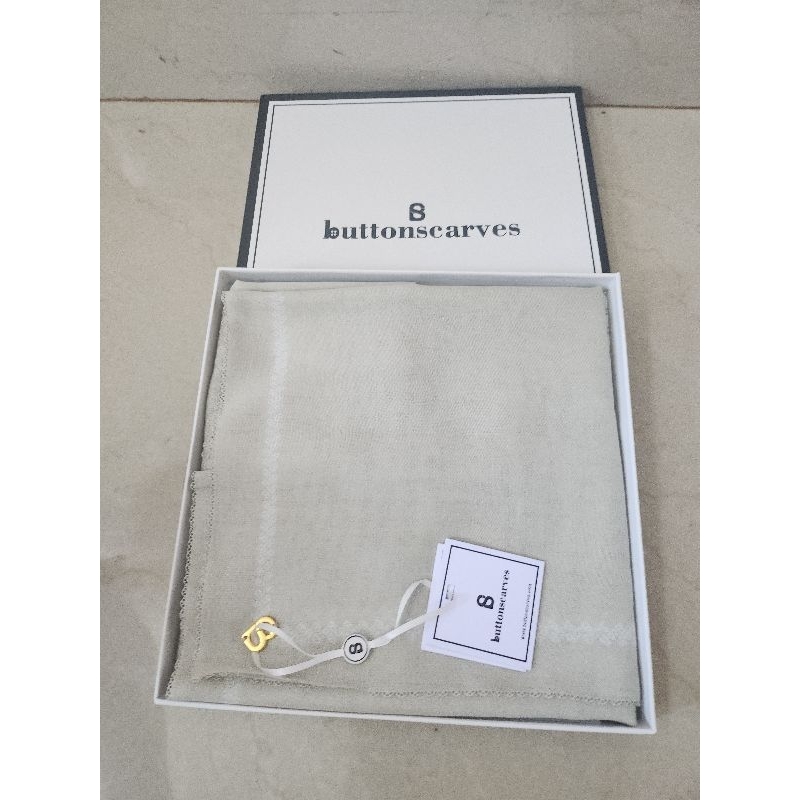 Today's Scarf Buttonscarves Honey Dew